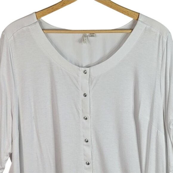 Cato Button Front Top White Size 18 20W Scoop Neck 3/4 Sleeve Stretchy Hi Low - Picture 2 of 6